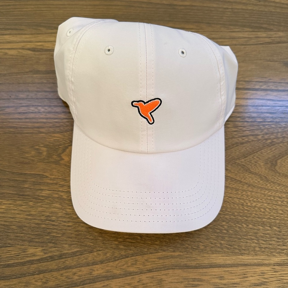Birddogs White Hat - NWT